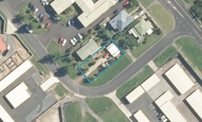2 Rewi Street, Te Aroha, Te Aroha - Carousel 1
