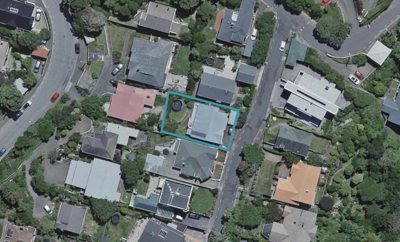 45 Upper Watt Street, Wadestown, Wellington - Carousel 1