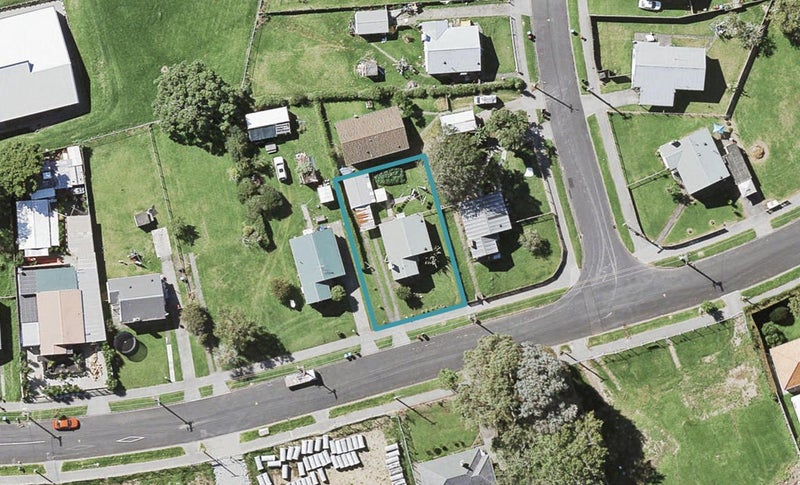 91 Leybourne Circle, Glen Innes, Auckland - Carousel 1