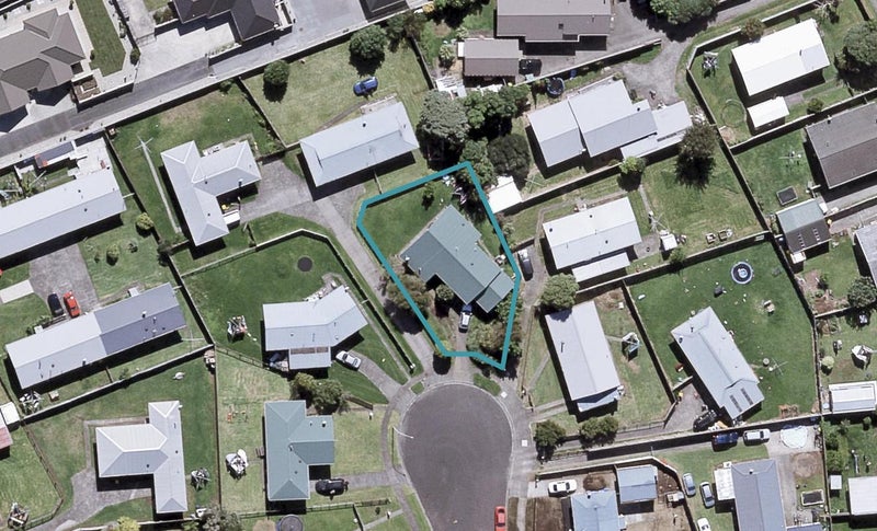 16 Veronica Place, Bell Block, New Plymouth - Carousel 1