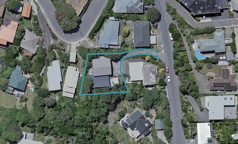 19 Seatoun Heights Road, Miramar, Wellington - Carousel 1