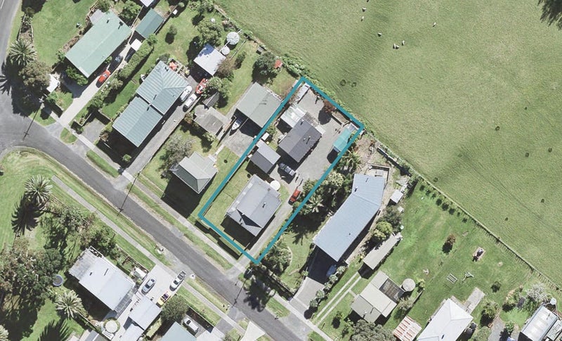 8 Karaka Road, Papakura - Carousel 1