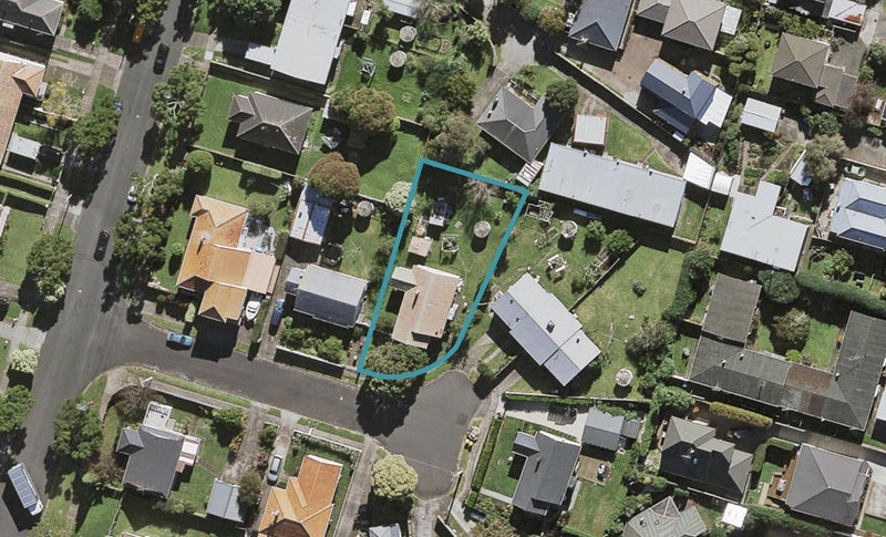 8 Cowell Place, Onehunga, Auckland - Carousel 1