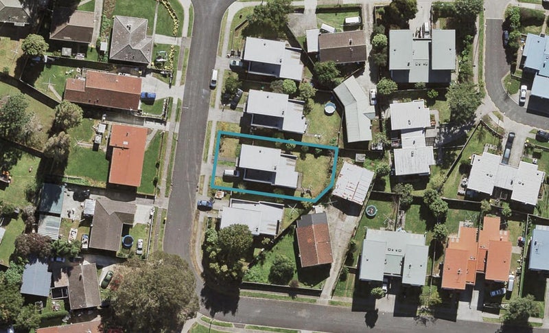 4 Vickers Crescent, Mangere, Auckland - Carousel 1