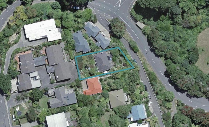 2 Paisley Terrace, Karori, Wellington - Carousel 1