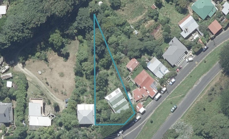 12 Harbour Terrace, Careys Bay, Port Chalmers - Carousel 1