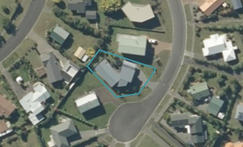 5 Rowena Crescent, Motuoapa - Carousel 1