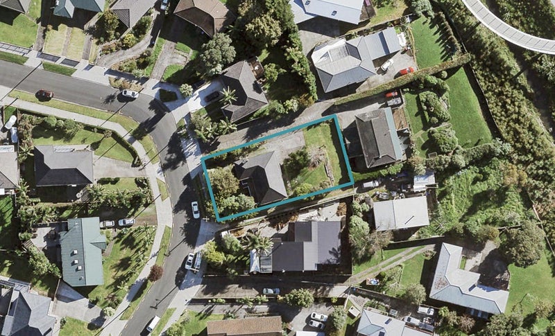 198 Methuen Road, New Windsor, Auckland - Carousel 1