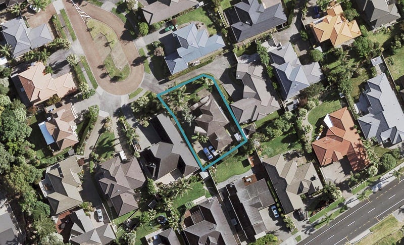 42 Byblos Place, The Gardens, Auckland - Carousel 1
