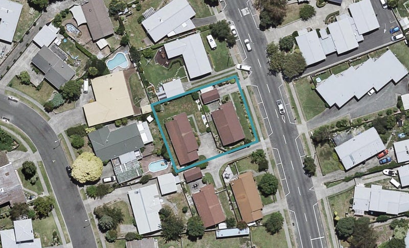 13A DURHAM Avenue, TAMATEA, NAPIER - Carousel 1