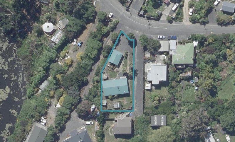 14 McIntosh Road, Brighton, Dunedin - Carousel 1