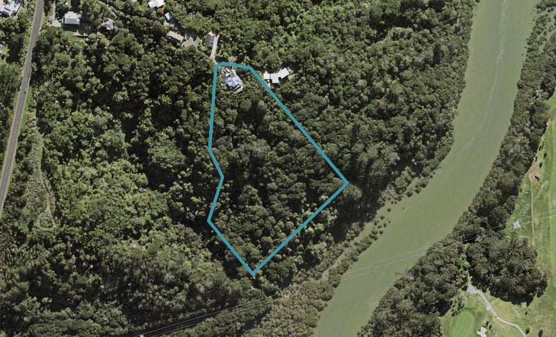127 Paremoremo Road, Lucas Heights, Auckland - Carousel 1