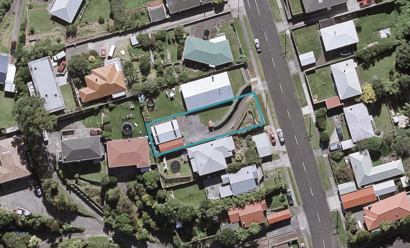 128 Pioneer Road, Moturoa, New Plymouth - Carousel 1