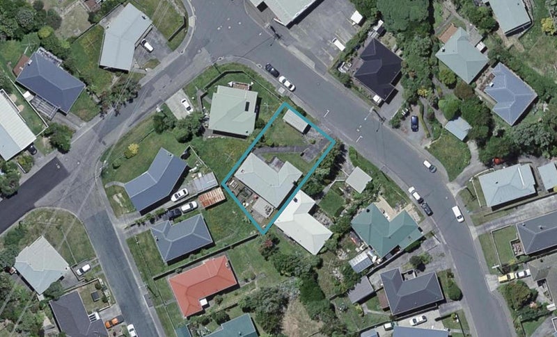 57 Kenmore Street, Newlands, Wellington - Carousel 1