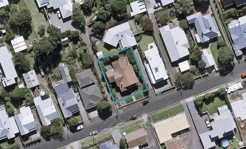110 HINE ST, New Plymouth, New Plymouth  - Carousel 1