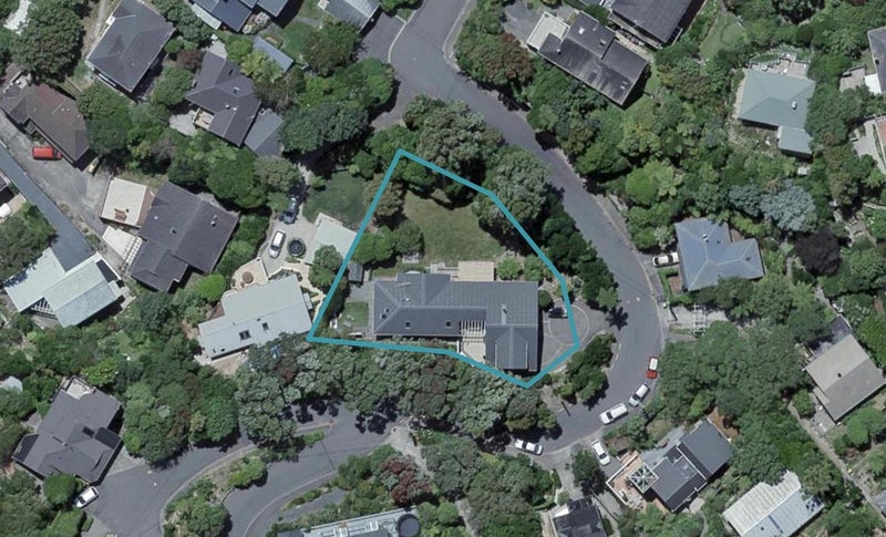 16 Torwood Road, Khandallah, Wellington - Carousel 1