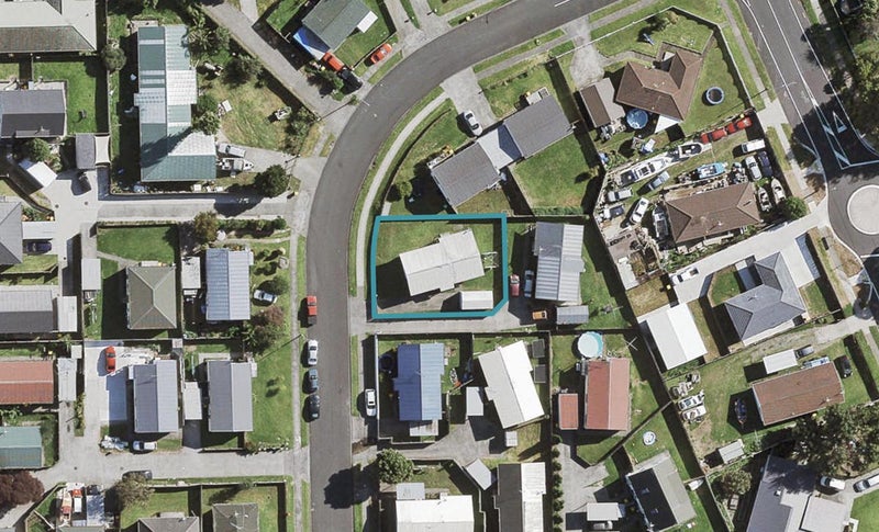 8A Solveig Place, Randwick Park, Auckland - Carousel 1