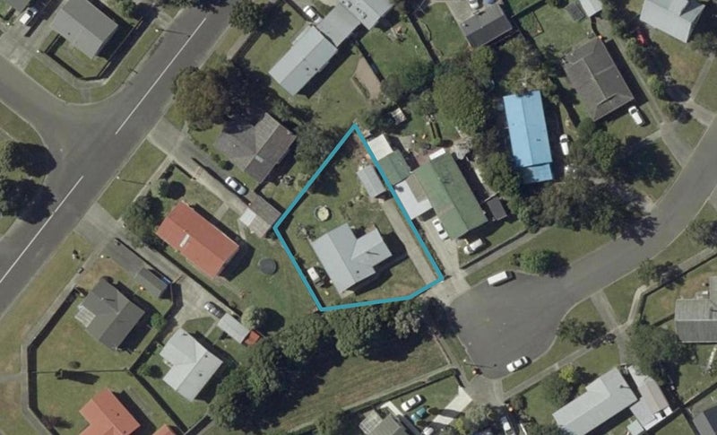 14 Ashton Place, Highbury, Palmerston North - Carousel 1