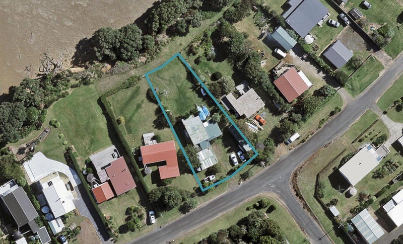 501 Matakawau Road, Waiuku - Carousel 1