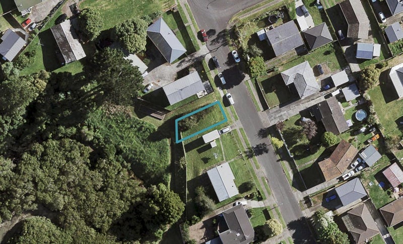15A Volante Avenue, Wattle Downs, Auckland - Carousel 1