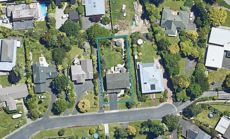 10 Vista Place, Kawaha Point, Rotorua - Carousel 1