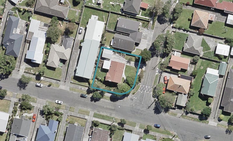 1 Durham Crescent, Fairfield, Lower Hutt - Carousel 1