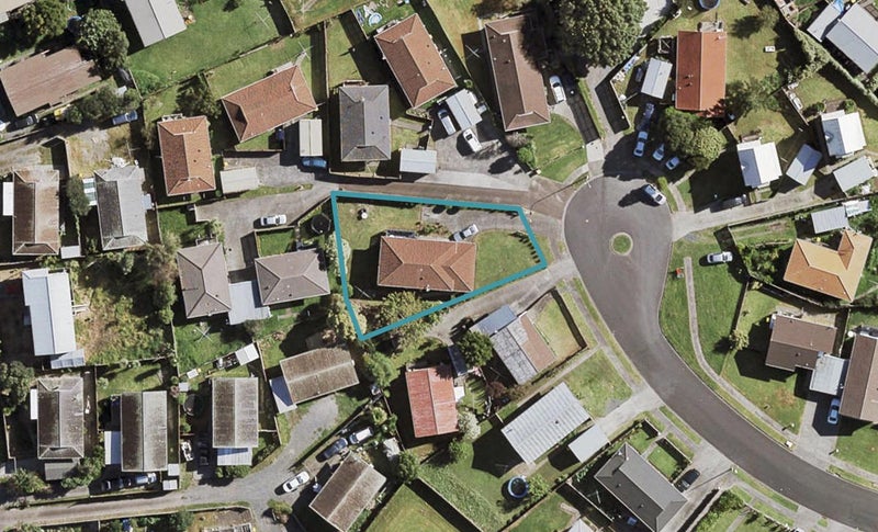 14 De Bloge Place, Clendon Park, Auckland - Carousel 1