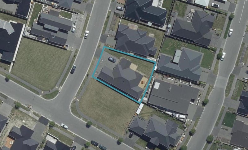 7 Broadstairs Avenue, Casebrook, Christchurch - Carousel 1