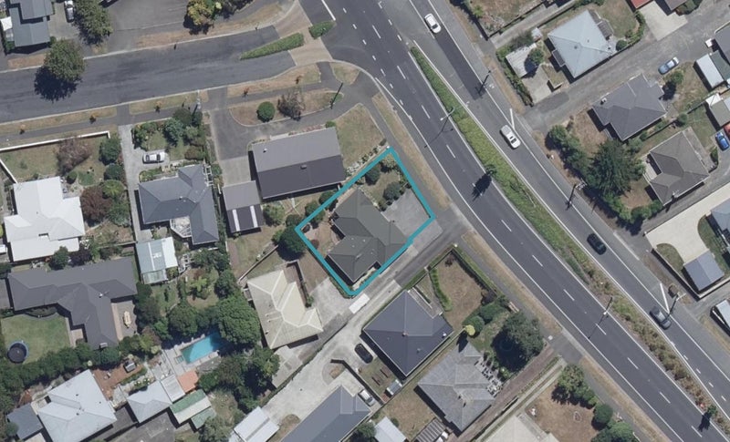 318A Cambridge Road, Hillcrest, Hamilton - Carousel 1