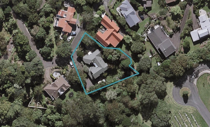 21A Sequoia Grove, Merrilands, New Plymouth - Carousel 1