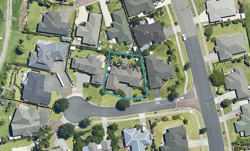 4 Goodrich Close, Bethlehem, Tauranga - Carousel 1