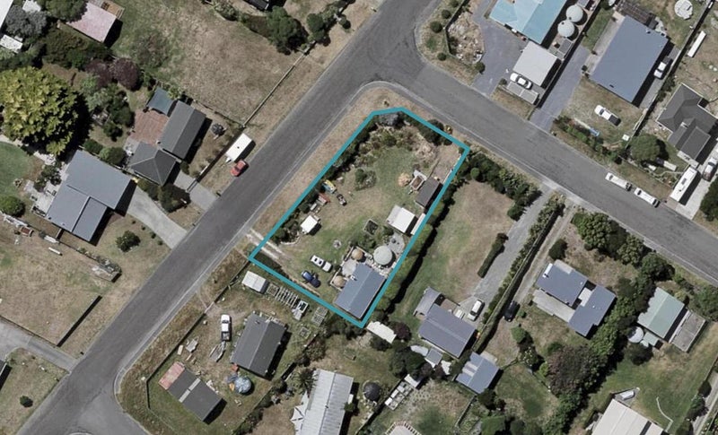 1 Brendan Drive, Te Horo Beach - Carousel 1