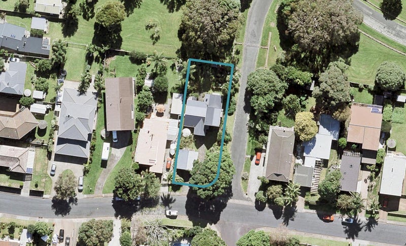 10 The Circle, Manly, Whangaparaoa - Carousel 1