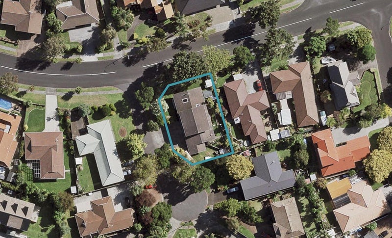 2 Aztec Place, Conifer Grove, Takanini - Carousel 1
