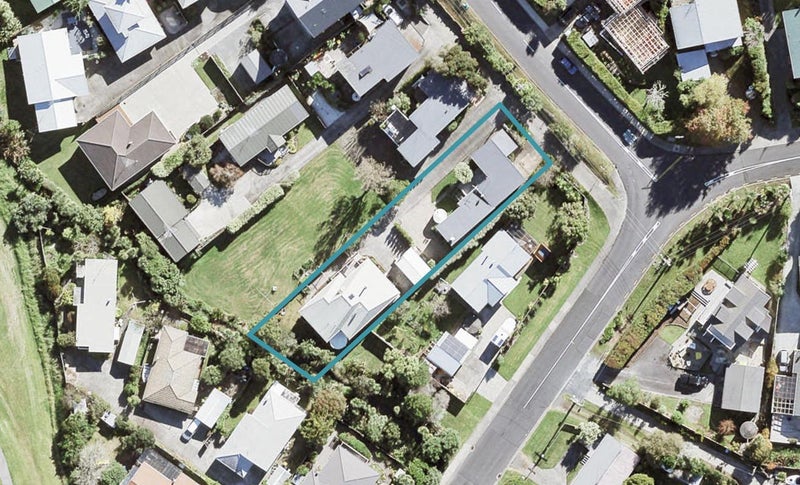 295 Vipond Road, Stanmore Bay, Whangaparaoa - Carousel 1