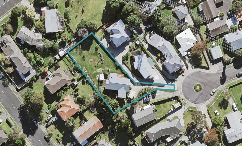 9 Rangitata Place, Lynfield, Auckland - Carousel 1