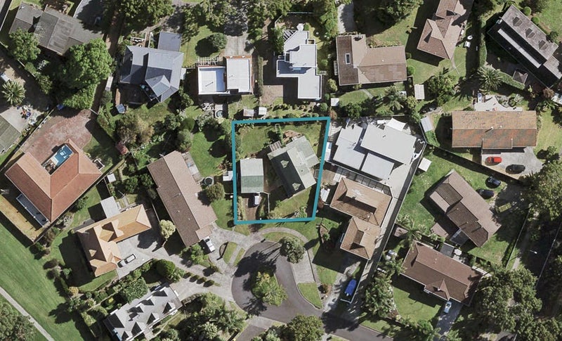 5 Catania Place, Conifer Grove, Takanini - Carousel 1