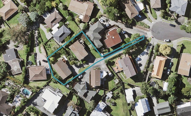 2/13 Naviti Place, Browns Bay, Auckland - Carousel 1