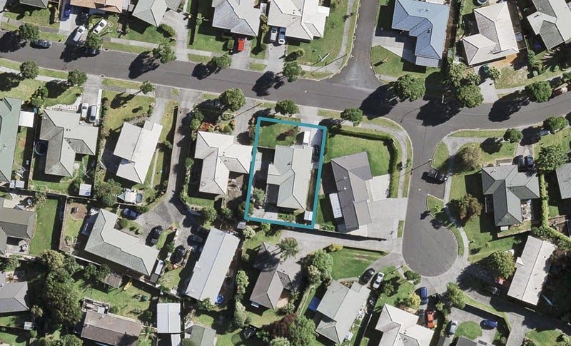 16 Settlers Cove, Weymouth, Auckland - Carousel 1