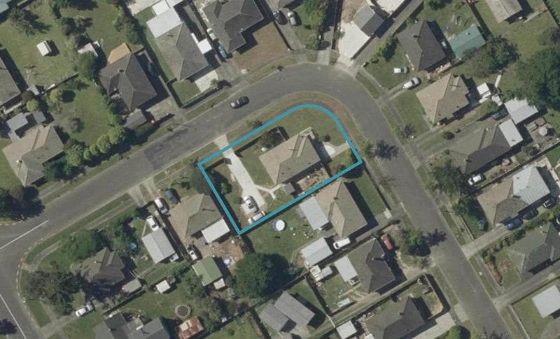 16 Manchester Street, Takaro, Palmerston North - Carousel 1