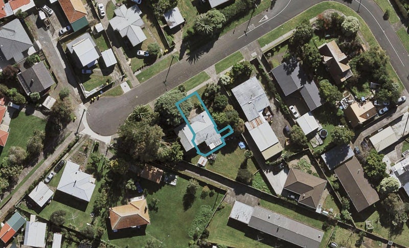 2/5 Thompson Street, Māngere East, Auckland - Carousel 1