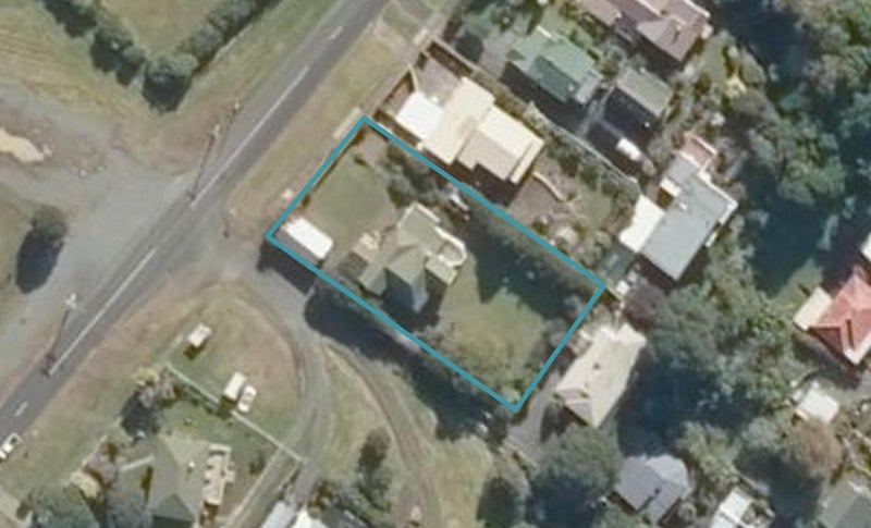 1 Mckenzie Avenue, Onerahi, Whangarei - Carousel 1