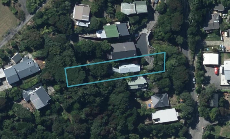 69 Airlie Road, Plimmerton, Porirua - Carousel 1
