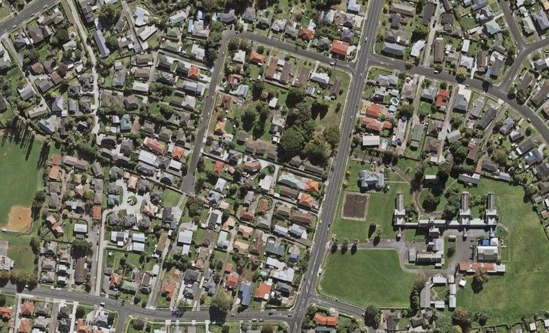 69 Wyllie Road, Papatoetoe, Auckland - Carousel 1