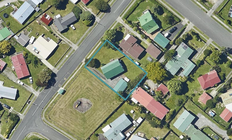 35 Rewarewa Street, Owhata, Rotorua - Carousel 1