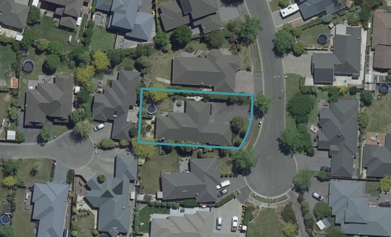 6 Vaughan Way, Redwood, Christchurch - Carousel 1