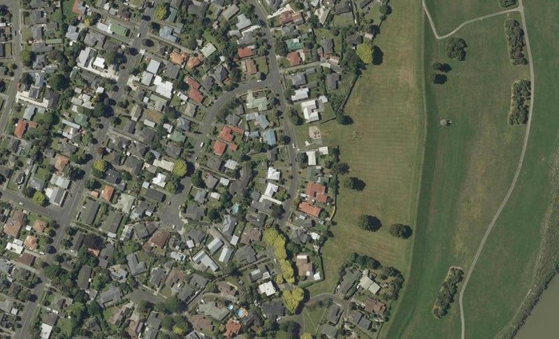 26 Waterloo Crescent, Hokowhitu, Palmerston North - Carousel 1