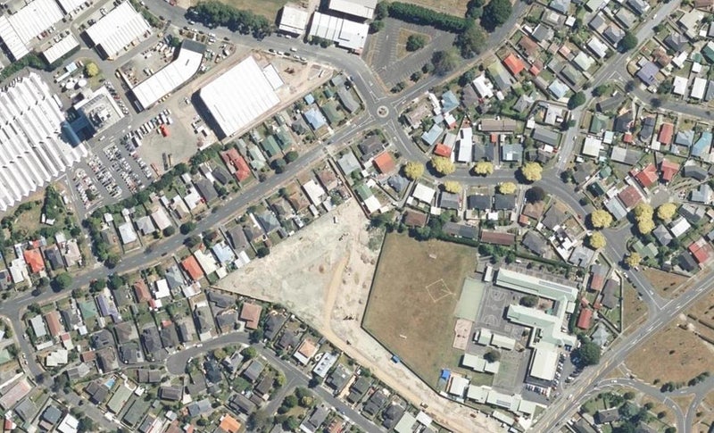 31 Te Ara o Motutawa, Avalon, Lower Hutt - Carousel 1
