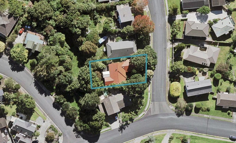 4 Alaunia Place, Lynfield, Auckland - Carousel 1