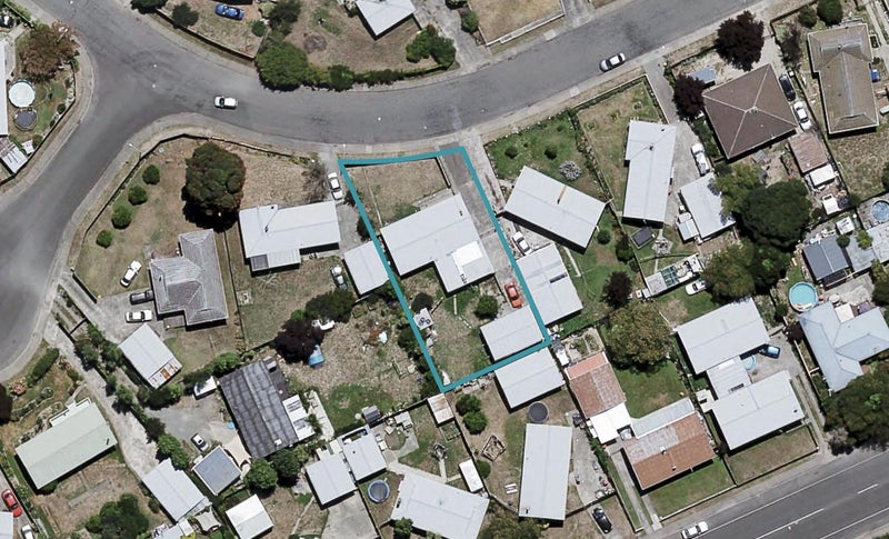 11 Weddell Street, Flaxmere, Hastings - Carousel 1